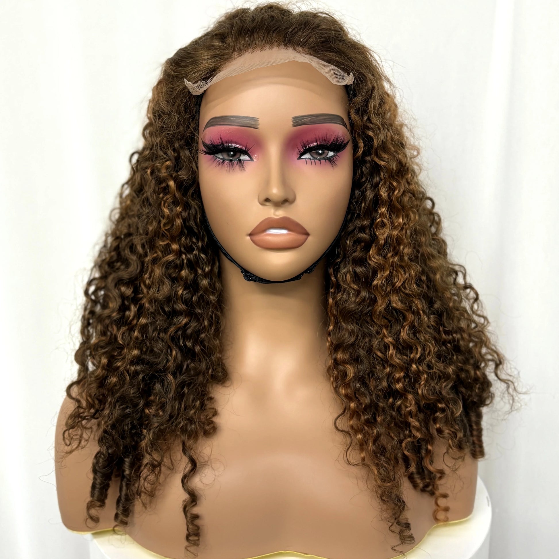 5x5 Glueless Highlight Burmese Bouncy Curly Human Hair Wigs 350% Density Lace Closure Pixie Curly Wigs for Women PrePlucked Remy